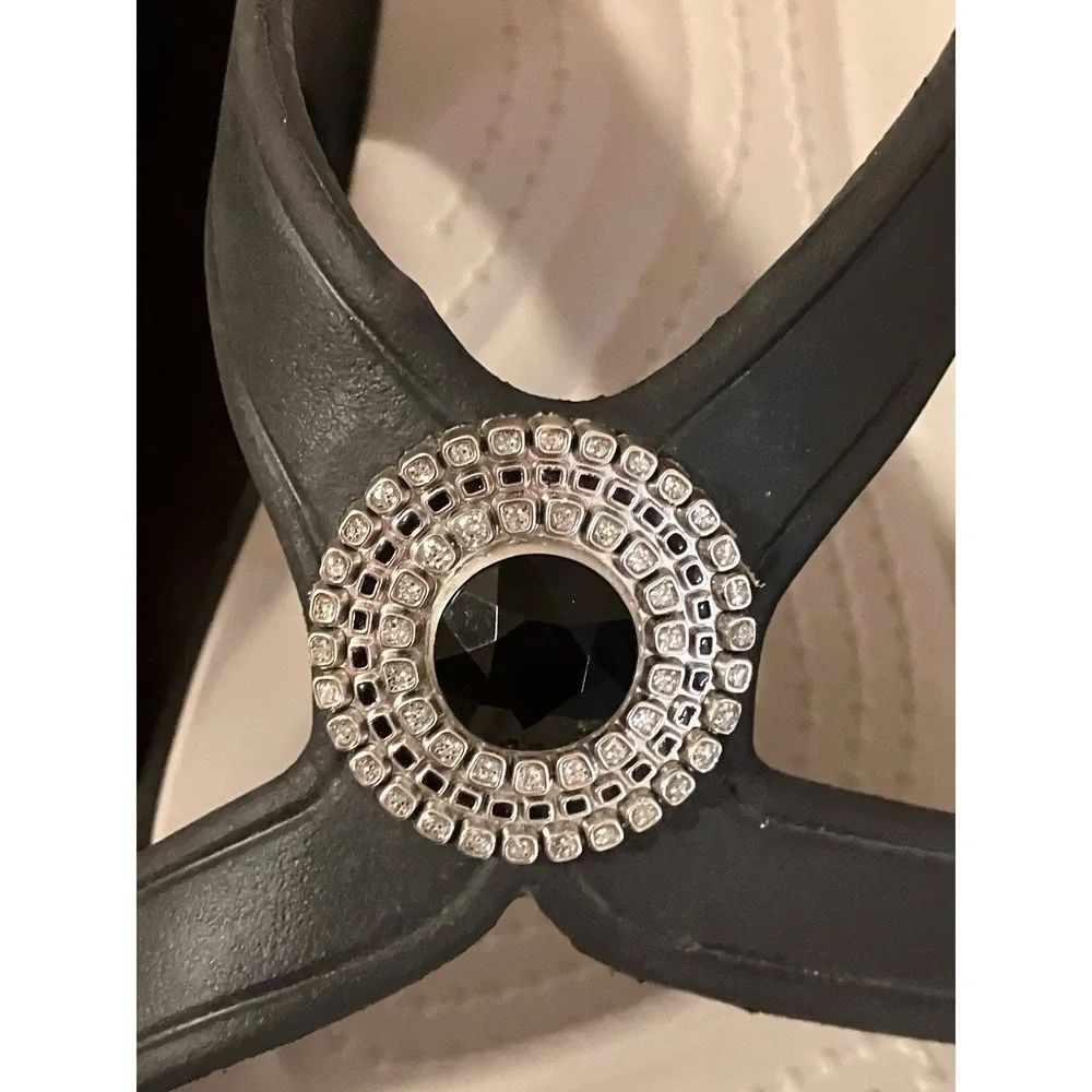 Crocs Sanrah Embellished Wedge Sandals Womens 9 Black Jeweled Medallion Strappy